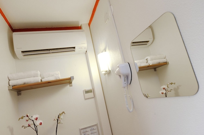 Imagen de la habitación del Hotel Kyriad Direct Bordeaux Est Lormont, Lormont. Foto 5