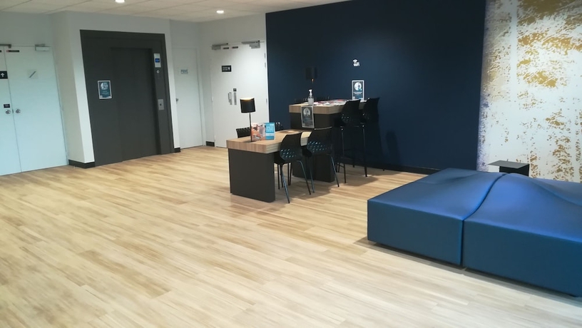 Imagen de los interiores del Hotel Kyriad Direct - Bourg Les Valence. Foto 19