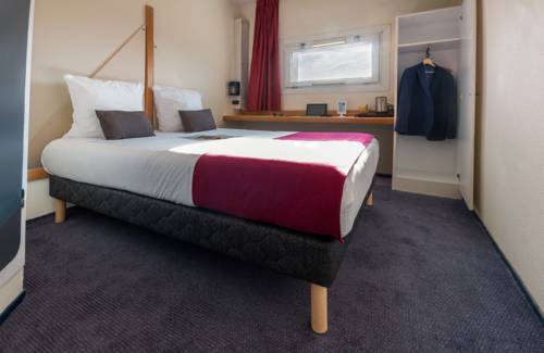 Imagen de la habitación del Hotel Kyriad Direct Chilly Mazarin. Foto 8