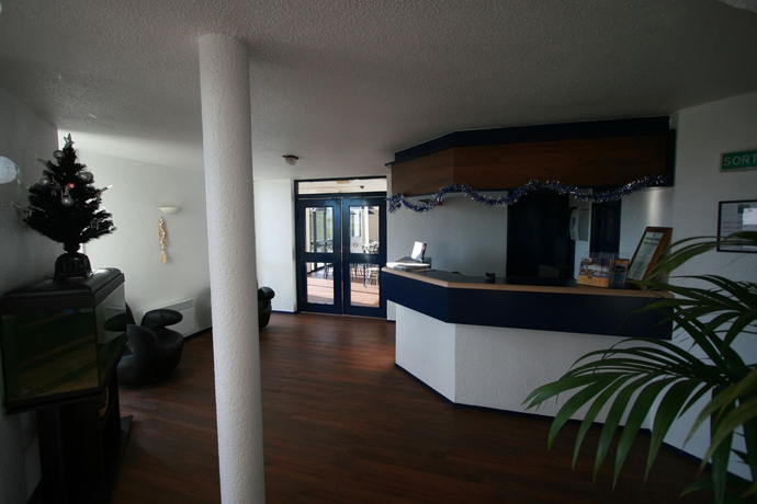 Imagen de los interiores del Hotel Kyriad Direct Dreux. Foto 8