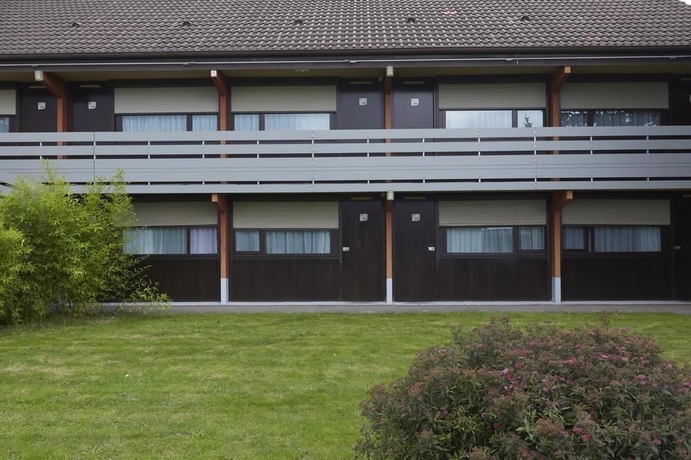 Imagen de los exteriores del Hotel Kyriad Direct Epinal. Foto 14