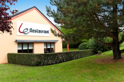 Imagen de los exteriores del Hotel Kyriad Direct Evreux. Foto 13