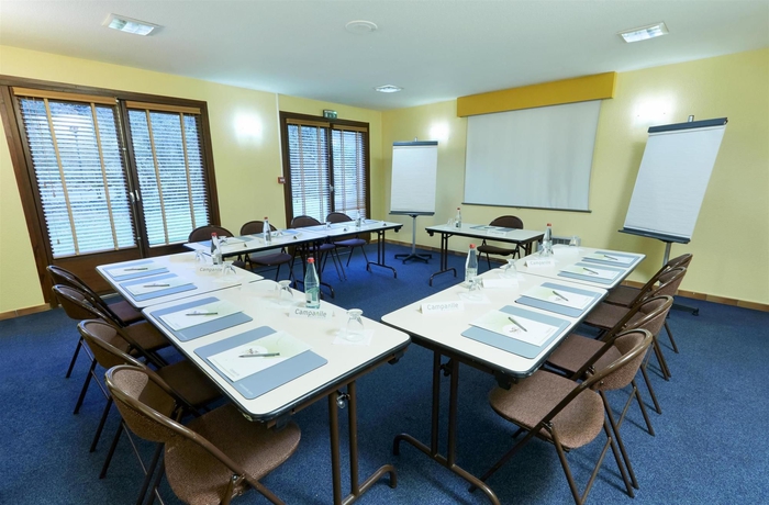 Imagen de los interiores del Hotel Kyriad Direct Haguenau. Foto 12