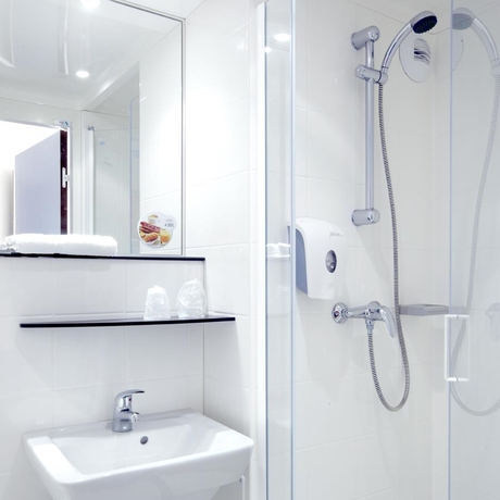 Imagen general del Hotel Kyriad Direct Mont De Marsan - St Avit. Foto 16