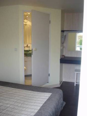 Imagen de la habitación del Hotel Kyriad Direct Poissy - Acheres. Foto 5