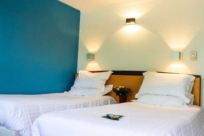 Imagen de la habitación del Hotel Kyriad Direct Roanne. Foto 10