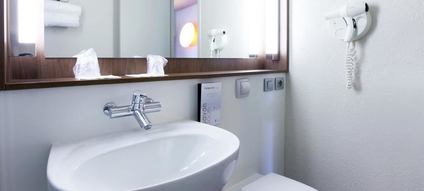 Imagen de la habitación del Hotel Kyriad Direct Strasbourg Ouest - Zénith. Foto 12