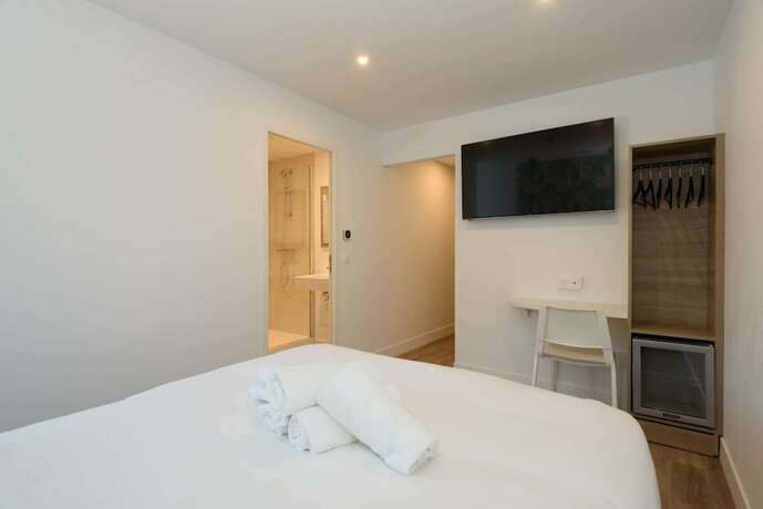 Imagen general del Hotel Kyriad Direct Toulon Ouest - La Seyne Sur Mer. Foto 6