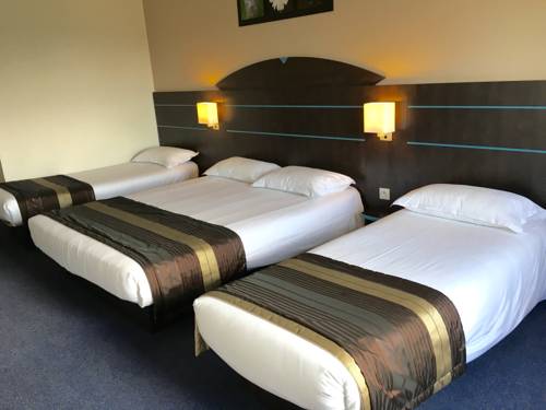 Imagen de la habitación del Hotel Kyriad Dol De Bretagne. Foto 2