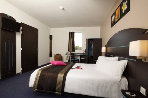 Imagen de la habitación del Hotel Kyriad Dol De Bretagne. Foto 6