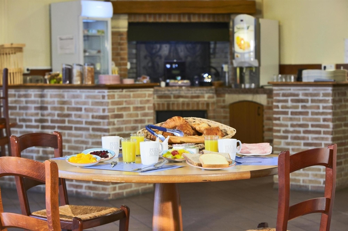 Imagen del bar/restaurante del Hotel Kyriad Dunkerque Loon Plage. Foto 4