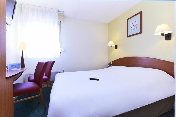 Imagen de la habitación del Hotel Kyriad Dunkerque Loon Plage. Foto 12