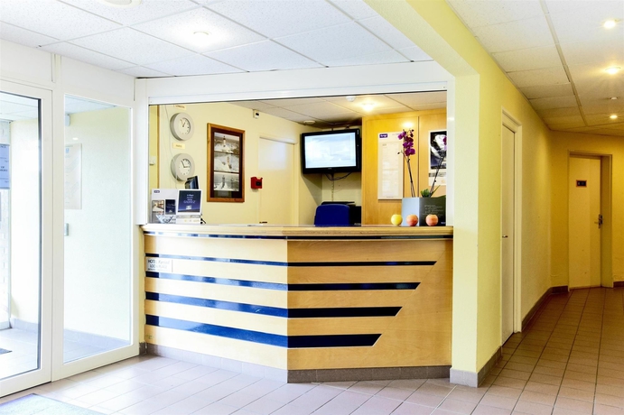 Imagen de los interiores del Hotel Kyriad Dunkerque Loon Plage. Foto 14