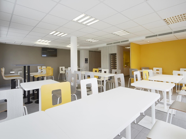 Imagen de los exteriores del Hotel Kyriad ECO - Arras Saint Laurent Blangy Parc Expo. Foto 14