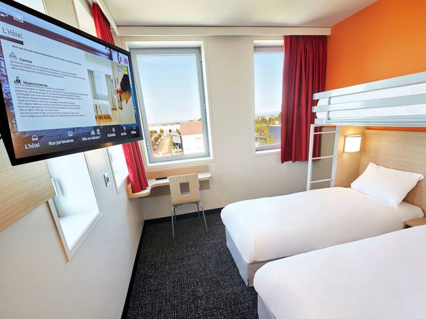 Imagen de la habitación del Hotel Kyriad ECO - Clermont Ferrand Estaing. Foto 8