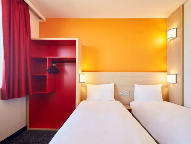 Imagen de la habitación del Hotel Kyriad ECO - Clermont Ferrand Estaing. Foto 10