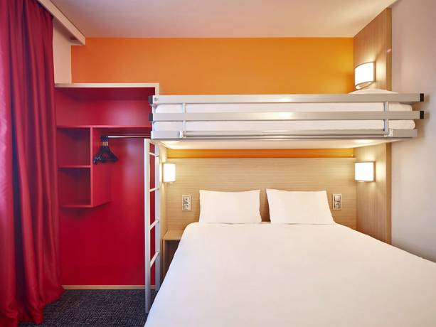 Imagen de la habitación del Hotel Kyriad ECO - Clermont Ferrand Estaing. Foto 11