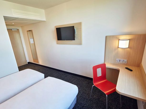 Imagen de la habitación del Hotel Kyriad ECO - Clermont Ferrand Estaing. Foto 12