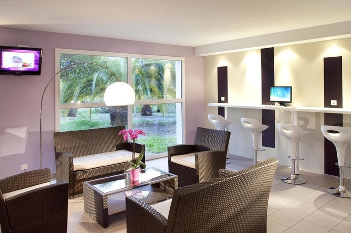 Imagen de los interiores del Hotel Kyriad ECO - Perpignan Nord A&eacute;roport. Foto 14