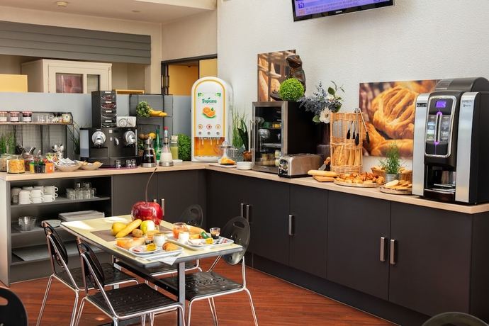 Imagen del bar/restaurante del Hotel Kyriad Eco Lille Sud. Foto 4