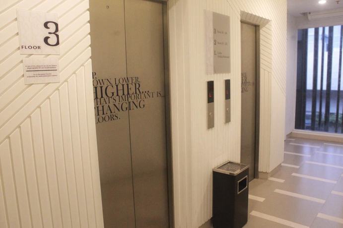Imagen de los interiores del Hotel Kyriad Fatmawati - Jakarta. Foto 19
