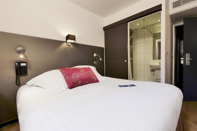 Imagen de la habitación del Hotel Kyriad Fréjus Centre - Saint-raphaël. Foto 7