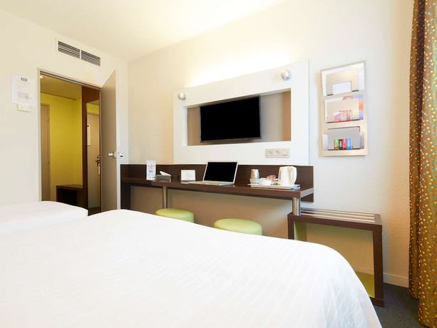 Imagen de la habitación del Hotel Kyriad H&ocirc;tel Orly A&eacute;roport - Athis Mons. Foto 3