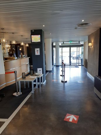 Imagen de los interiores del Hotel Kyriad H&ocirc;tel Orly A&eacute;roport - Athis Mons. Foto 15