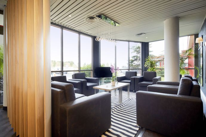 Imagen de los interiores del Hotel Kyriad H&ocirc;tel Orly A&eacute;roport - Athis Mons. Foto 19