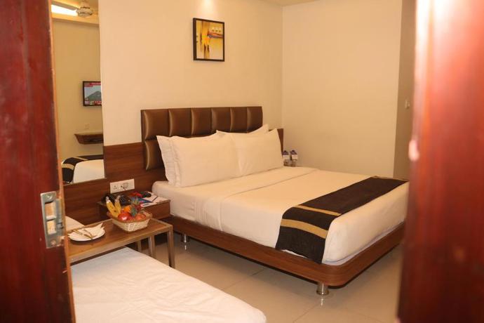 Imagen de la habitación del Hotel Kyriad Hotel Indore. Foto 3