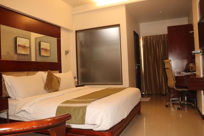Imagen de la habitación del Hotel Kyriad Hotel Indore. Foto 4