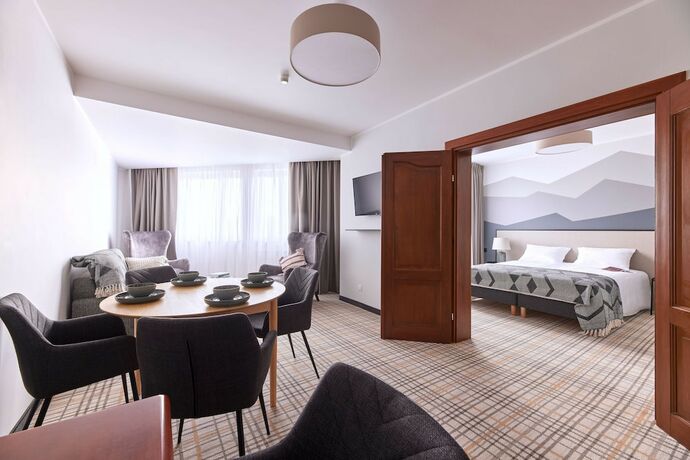 Imagen de la habitación del Hotel Kyriad Karkonosze. Foto 18