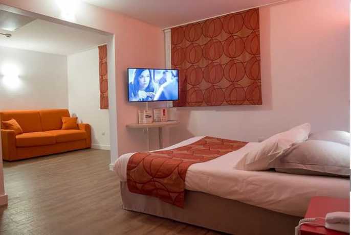 Imagen de la habitación del Hotel Kyriad - L'Isle-D'Abeau Bourgoin-Jallieu. Foto 8