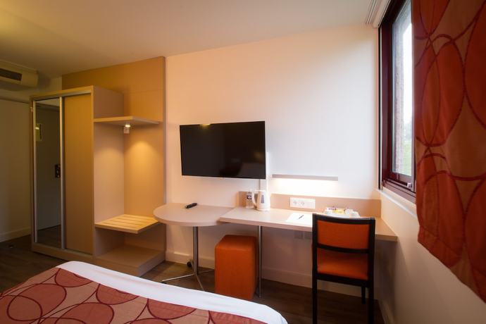Imagen de la habitación del Hotel Kyriad - L'Isle-D'Abeau Bourgoin-Jallieu. Foto 15