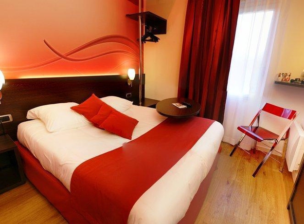 Imagen de los interiores del Hotel Kyriad La Fleche. Foto 8