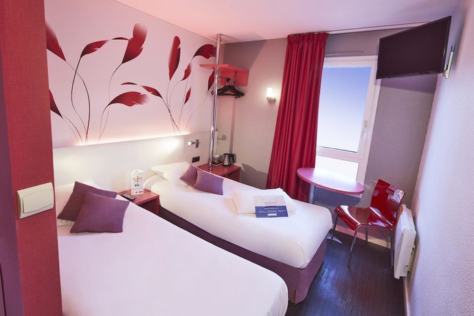 Imagen de la habitación del Hotel Kyriad La Fleche. Foto 5