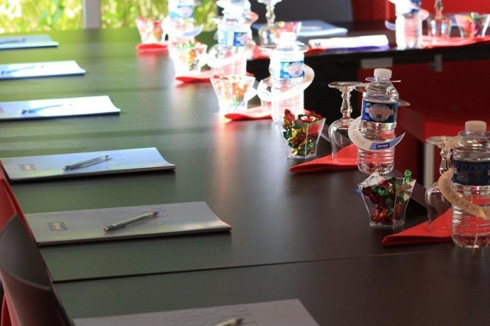 Imagen de los interiores del Hotel Kyriad Lannion. Foto 3