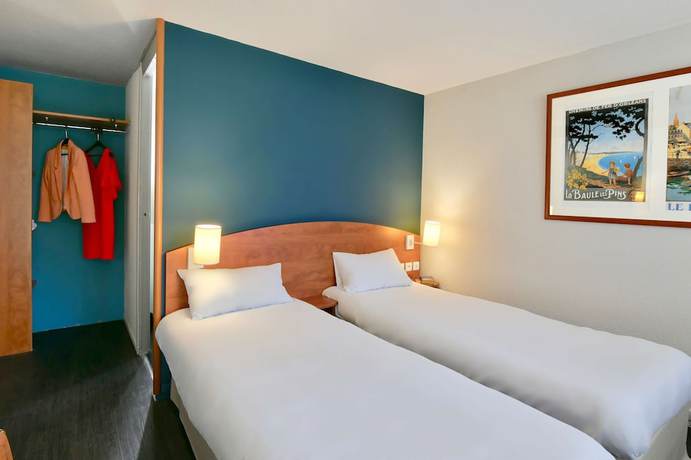 Imagen de la habitación del Hotel Kyriad Lannion-Perros-Guirec. Foto 4