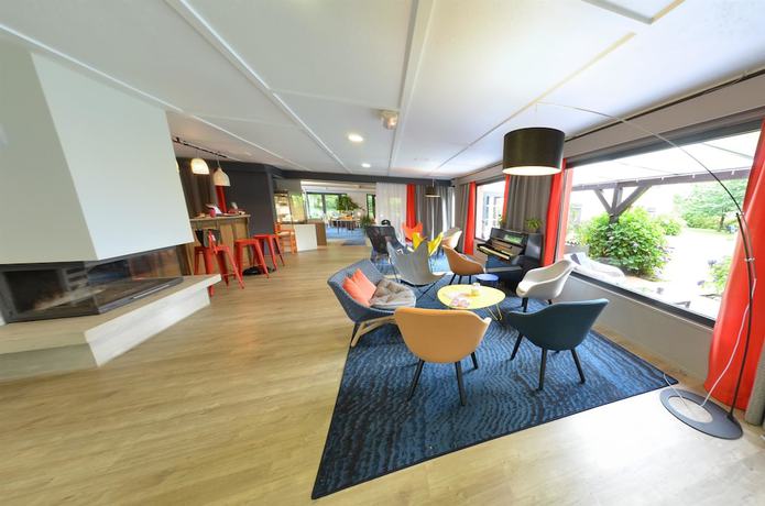 Imagen de los interiores del Hotel Kyriad Lannion-Perros-Guirec. Foto 13