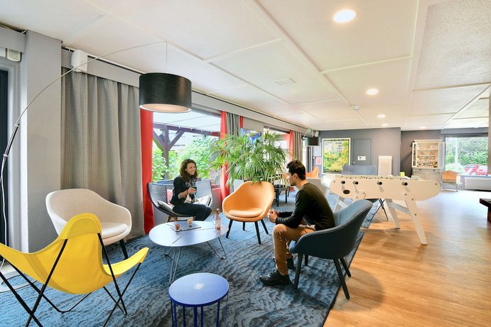 Imagen de los interiores del Hotel Kyriad Lannion-Perros-Guirec. Foto 17