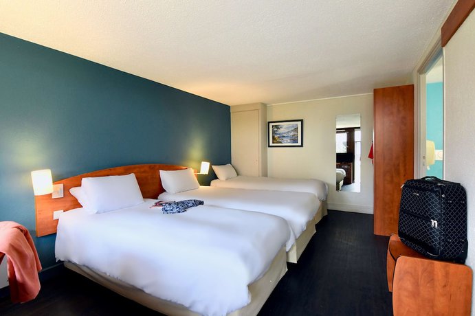 Imagen de la habitación del Hotel Kyriad Lannion-Perros-Guirec. Foto 12