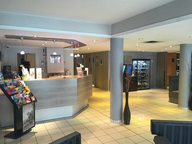 Imagen de los interiores del Hotel Kyriad Le Bourget Centre Parc Des Expositions. Foto 11