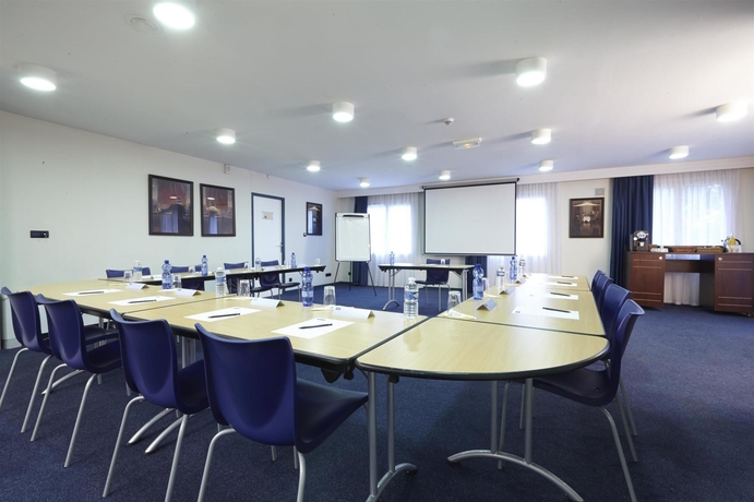 Imagen de los interiores del Hotel Kyriad Libourne - Saint Emilion. Foto 16