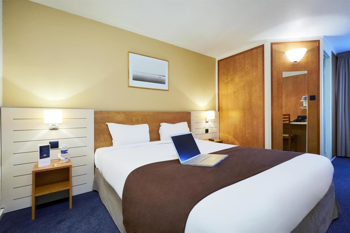 Imagen de la habitación del Hotel Kyriad Libourne - Saint Emilion. Foto 11