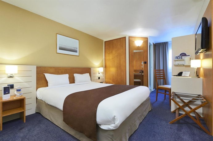 Imagen de la habitación del Hotel Kyriad Libourne - Saint Emilion. Foto 12