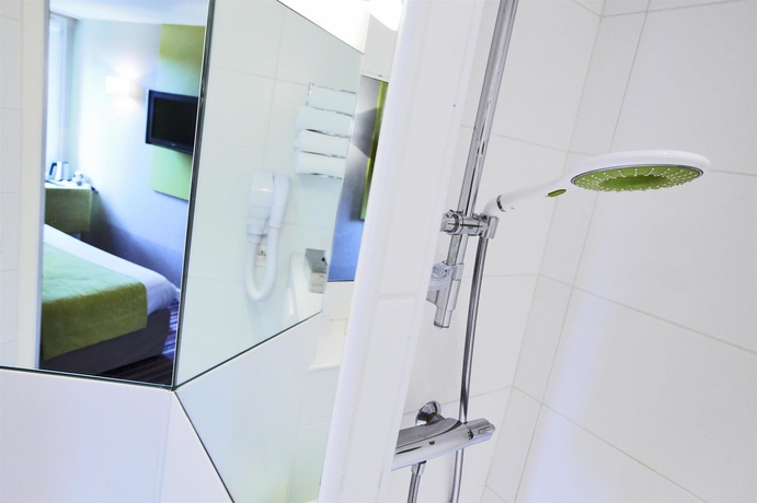 Imagen de la habitación del Hotel Kyriad Lyon Est. Foto 5