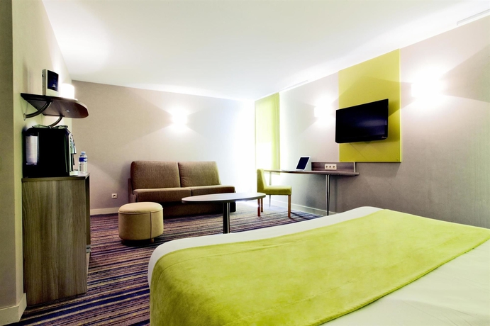 Imagen de la habitación del Hotel Kyriad Lyon Est. Foto 9