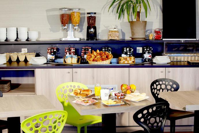 Imagen general del Hotel Kyriad Lyon Est - Saint Bonnet De Mure. Foto 6