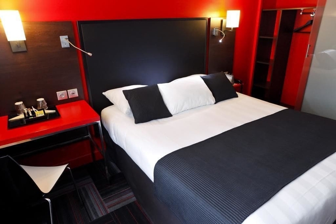 Imagen de la habitación del Hotel Kyriad Lyon Sud Sainte Foy. Foto 14