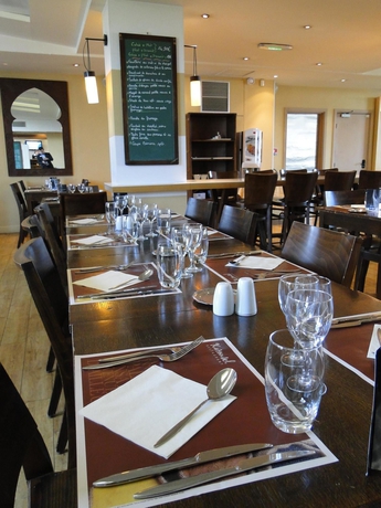 Imagen de los interiores del Hotel Kyriad Marne La Vallée - Torcy. Foto 8